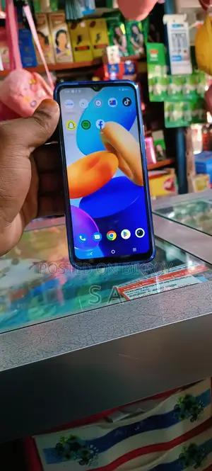 Vivo Y02 . (Used)