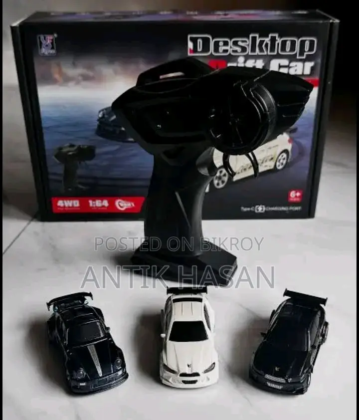 MINI RC DRIFT CAR 1/64