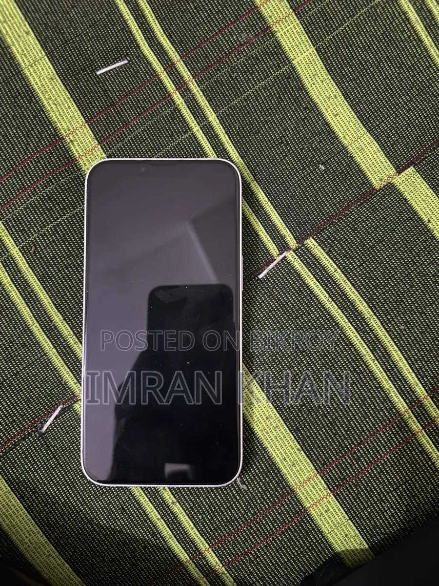 Apple iPhone 13 . (Used)