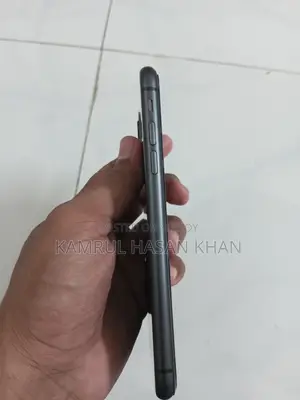 Apple iPhone 11 (Used)