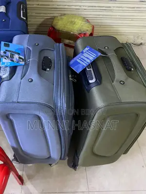 ইউএসএ লার্জ লাগেজ বিক্রির জন্য