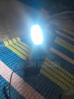 ৩০০০০ এমবিপিএস পাওয়ার ব্যাংক এটা