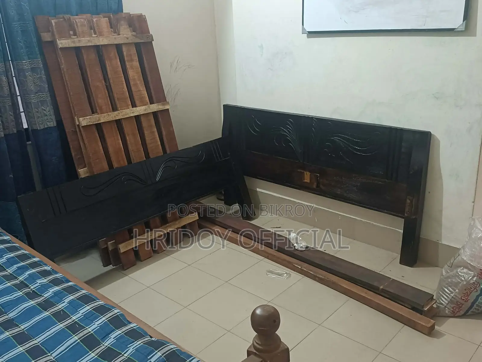 Bed Like New, High Quality and Sturdy, 5/7 Feet Bed for Sale