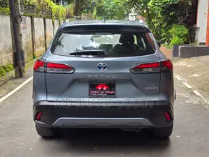 Toyota Corolla Cross Hybrid (Push Start) 2021