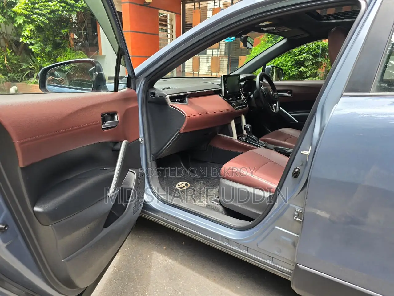 Toyota Corolla Cross Hybrid (Push Start) 2021