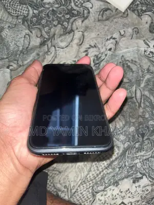 Apple iPhone 11 (Used)