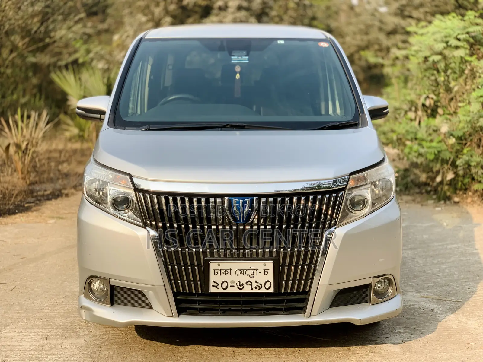 Toyota Esquire Gi Push Start 2017