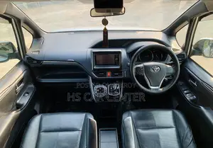 Toyota Esquire Gi Push Start 2017
