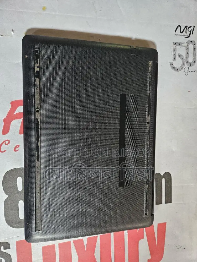 Hp laptop sell post..core i3 7 Genaration