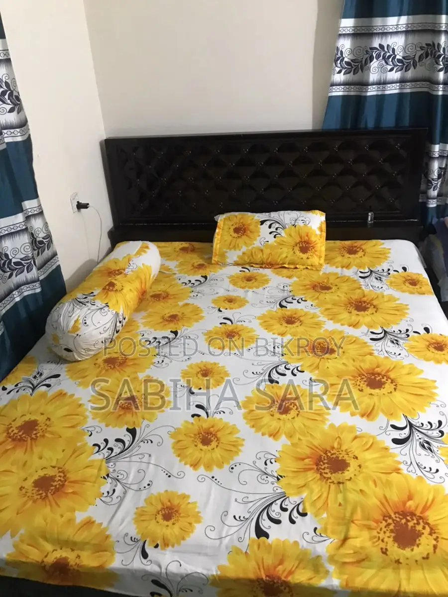 Malaysian Wood 5/6 Hand Bed