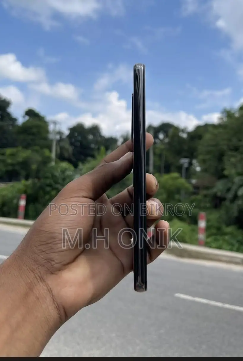 Samsung Galaxy A52 (Used)