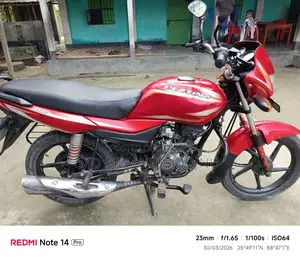 Bajaj Platina 100 2017