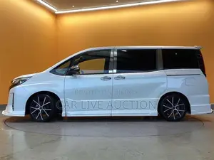 Toyota Noah Hybrid SI WXB 2021