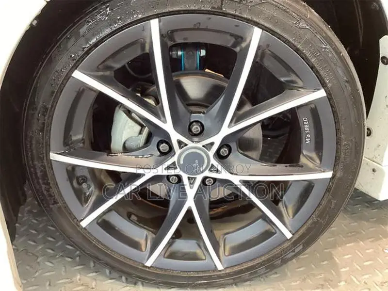 Toyota Noah Hybrid SI WXB 2021