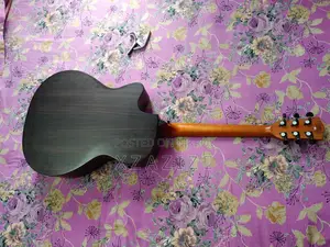 Chard-f4090c Guitar (with Equalizer)
