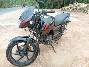 Bajaj Pulsar 150 - 2018