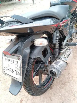 Bajaj Pulsar 150 - 2018