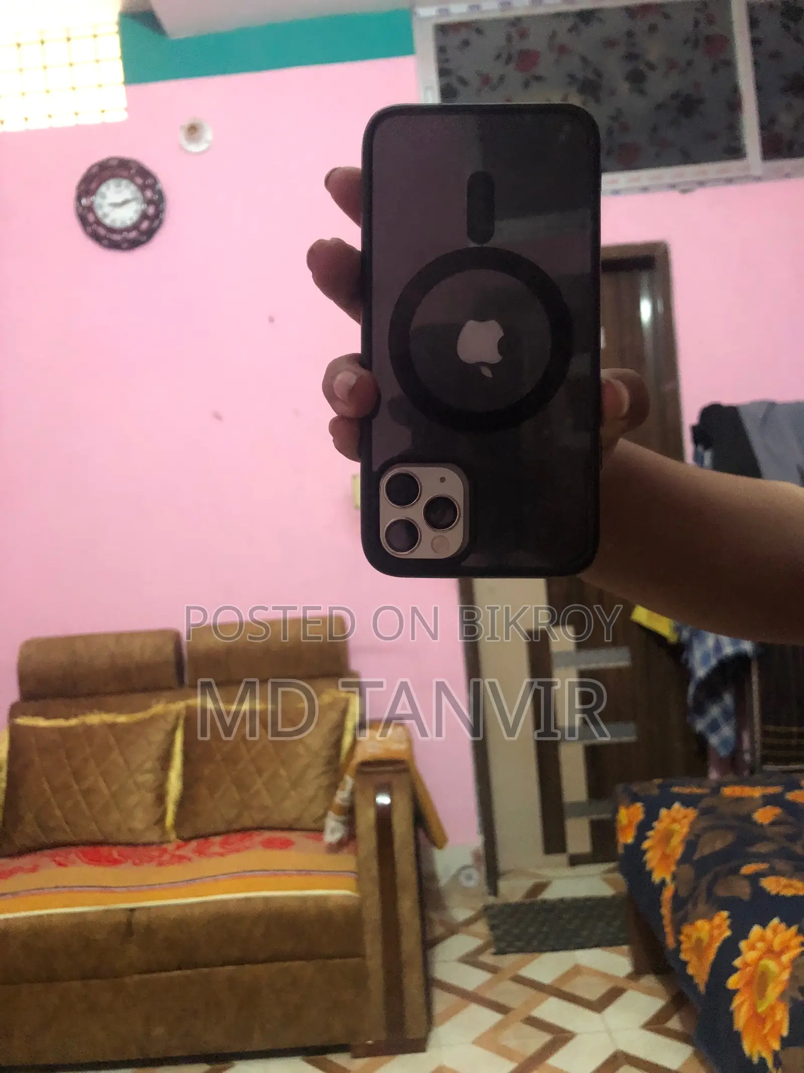 Apple iPhone X (Used)