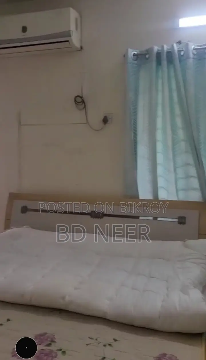 বনানী নর্থে সম্পূর্ণ ফার্নিশড ৩ বেডরুমের ফ্ল্যাট ভাড়ার জন্য