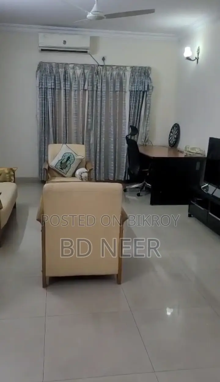 বনানী নর্থে সম্পূর্ণ ফার্নিশড ৩ বেডরুমের ফ্ল্যাট ভাড়ার জন্য