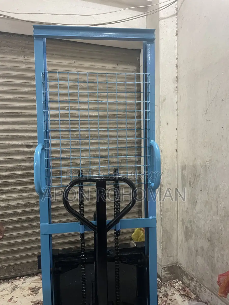 Manual Hydraulic Stacker