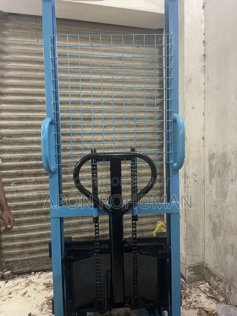 Manual Hydraulic Stacker