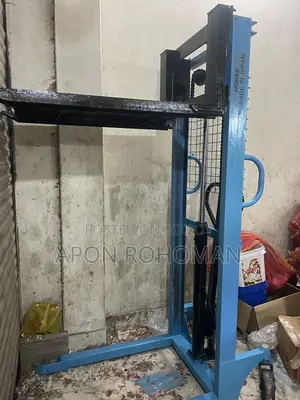 Manual Hydraulic Stacker