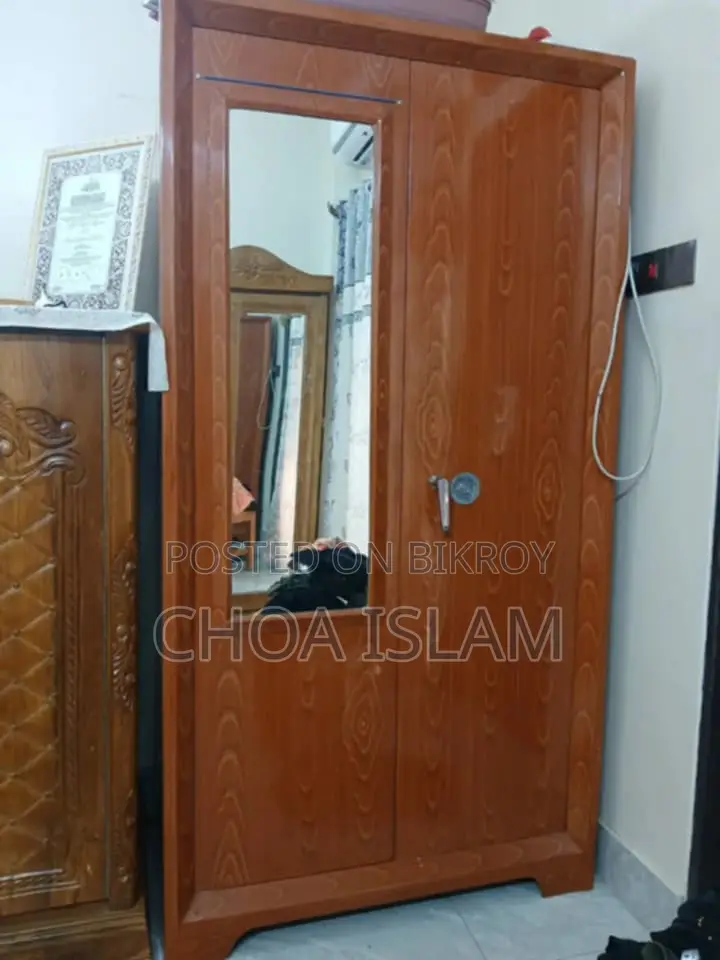 Almirah for Sale