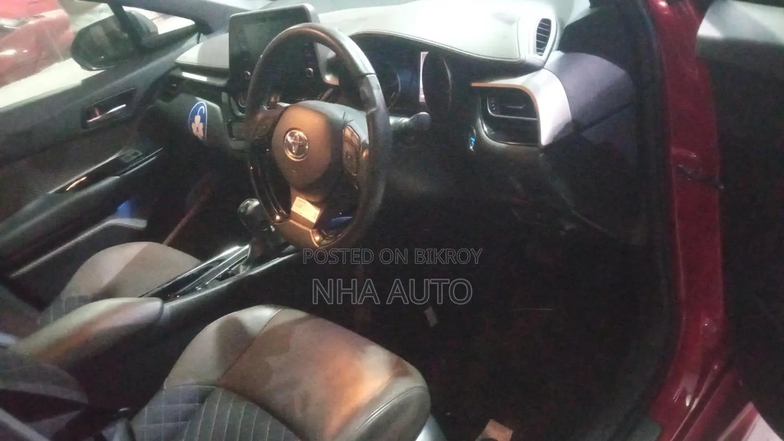 Toyota C-HR G-LED/ 2 ton 2021