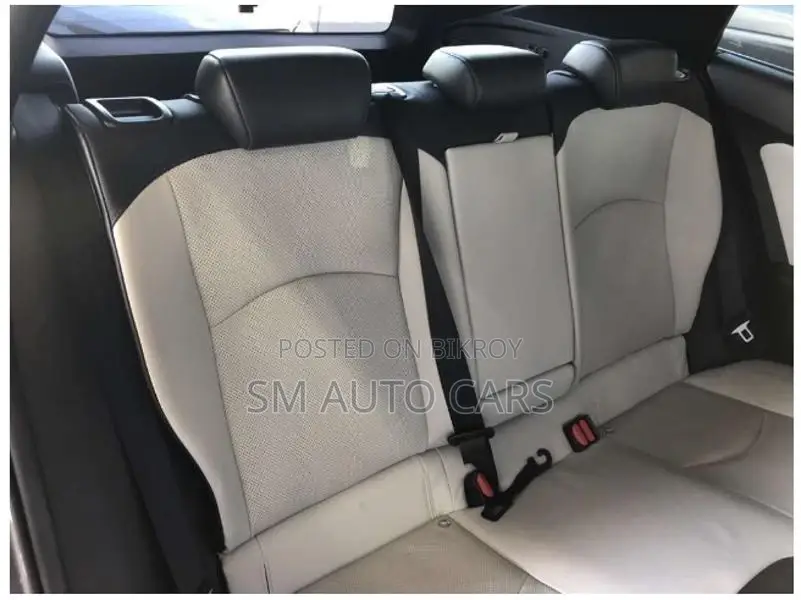 Toyota Prius A Touring Premium ২০২১