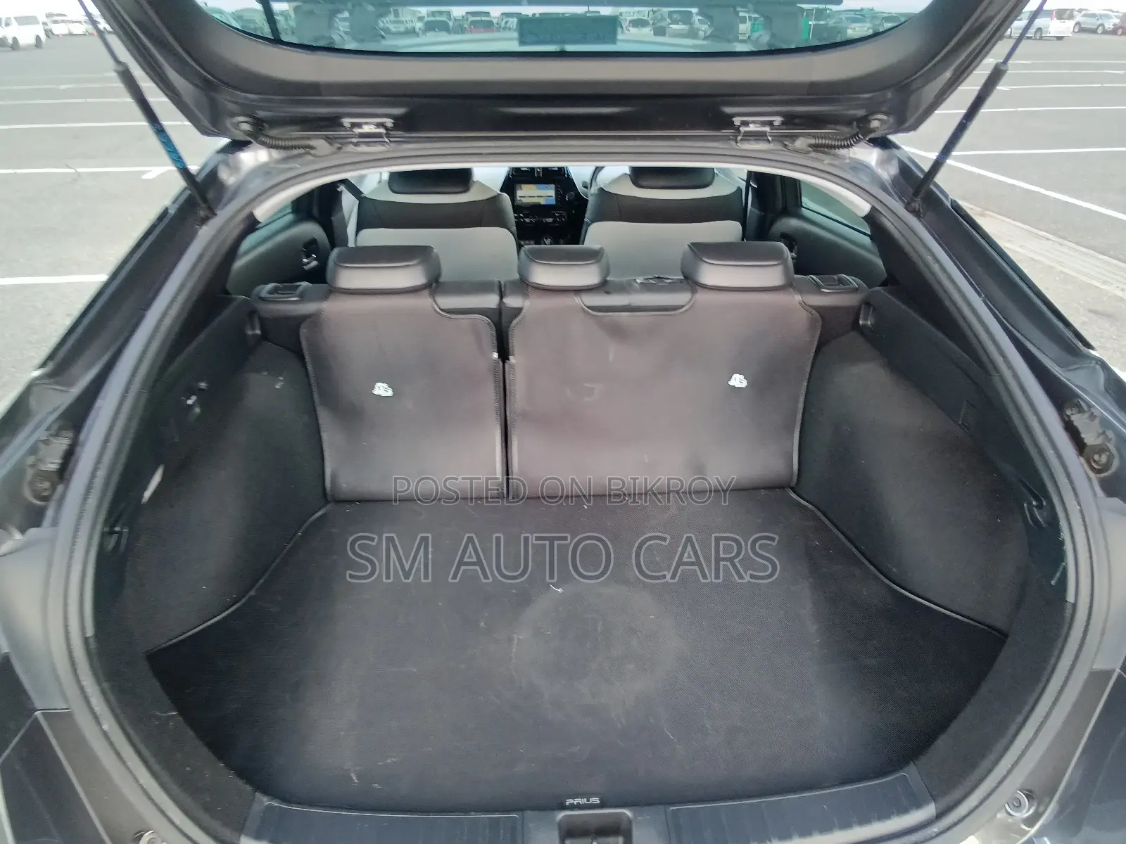 Toyota Prius A Touring Premium ২০২১