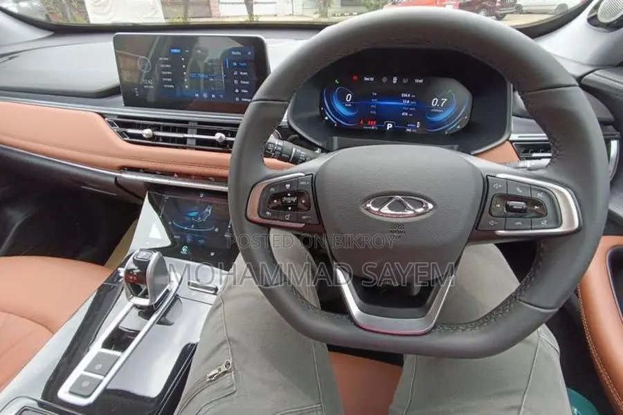 CHERY TIGGO 8 PRO 2024