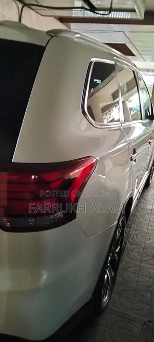 Mitsubishi Outlander 2021