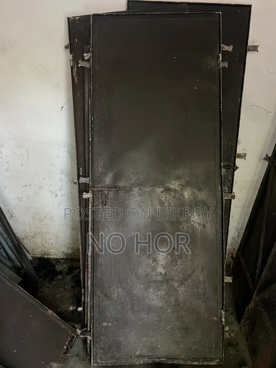 স্টিল এর দরজা ও জানালা
