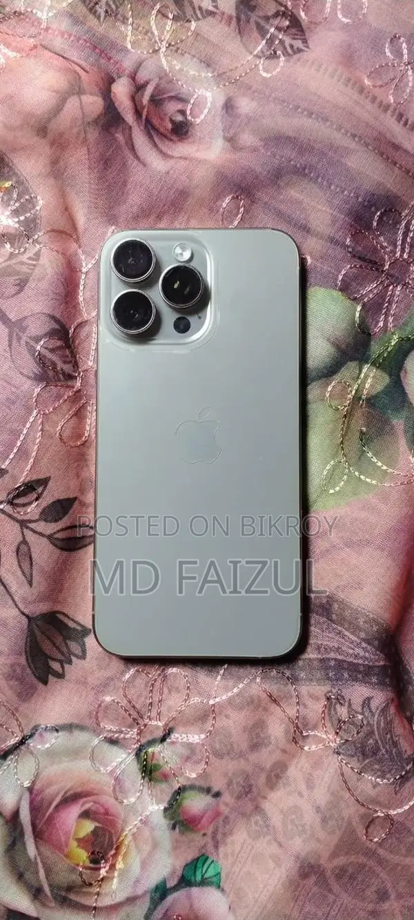 Apple iPhone 15 Pro Max 256 GB (Used)