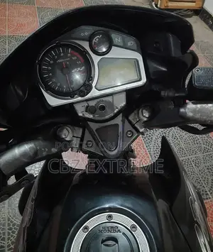 Hero CBZ Xtrem . 2011
