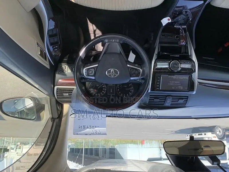 Toyota Premio FEX Silver 4 Point 2020