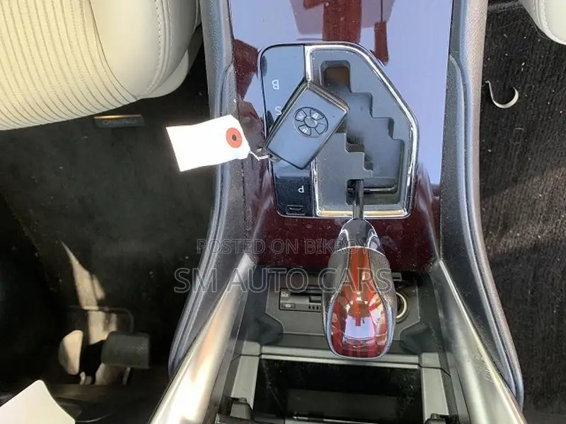 Toyota Premio FEX Silver 4 Point 2020
