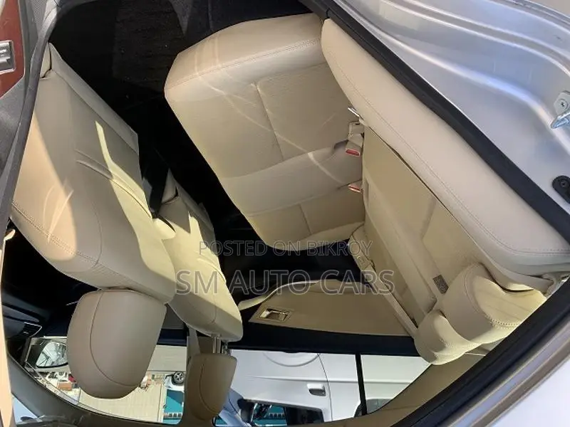Toyota Premio FEX Silver 4 Point 2020