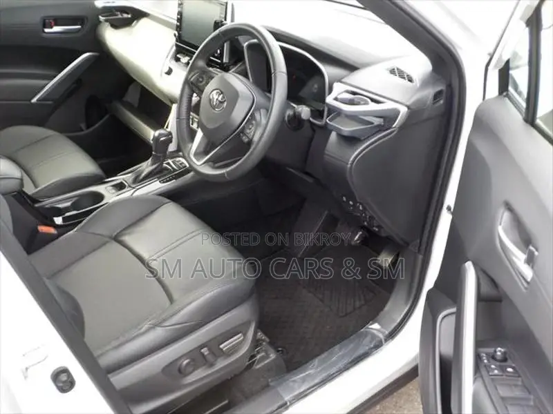 Toyota Corolla Cross Z Pearl Full Option 2023