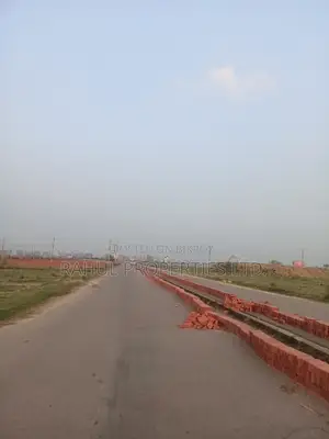 Urgent need. Bashundhara [ P Block ] South facing plot for sale