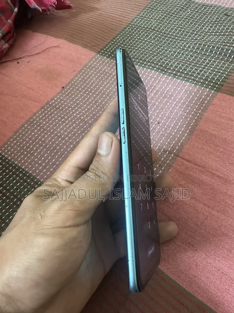 Realme 9i 4/64 (official) (Used)