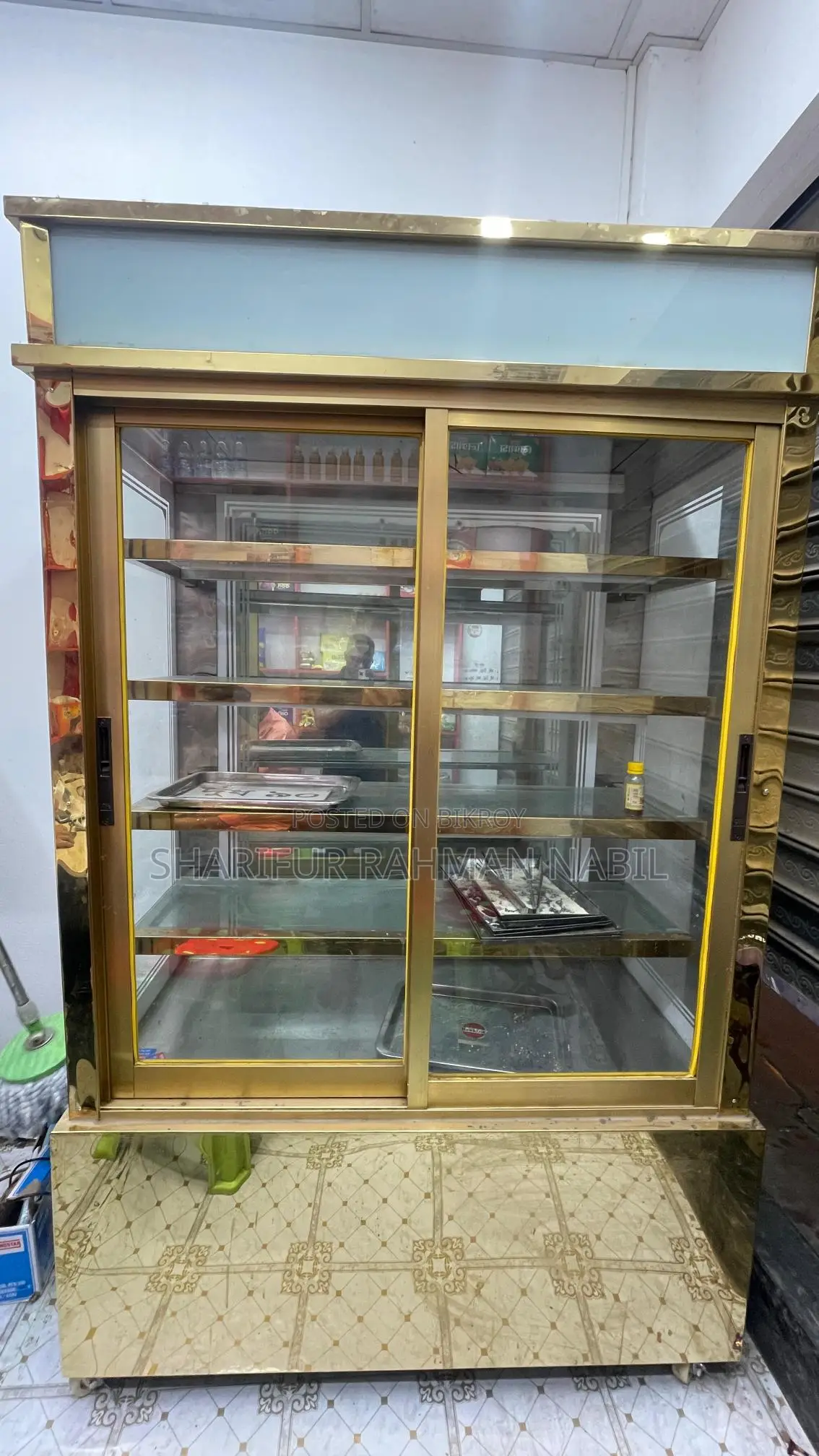 Display racks আর্জেন্ট সেল