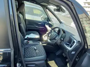 Toyota Voxy Hybrid S-Z 2024