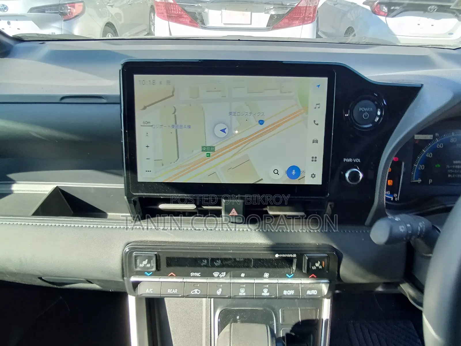 Toyota Voxy Hybrid S-Z 2024