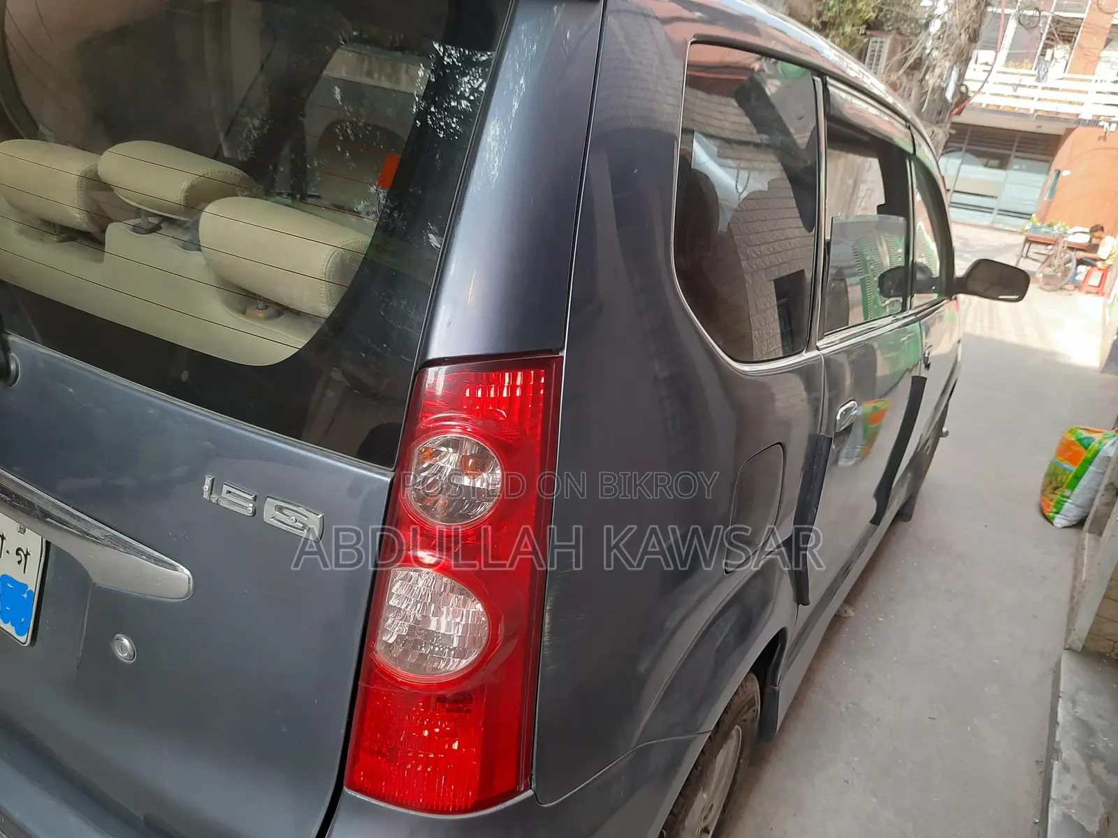 Toyota Avanza 2010
