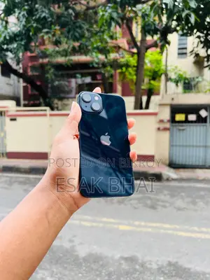 Apple iPhone 13 128GB (Used)