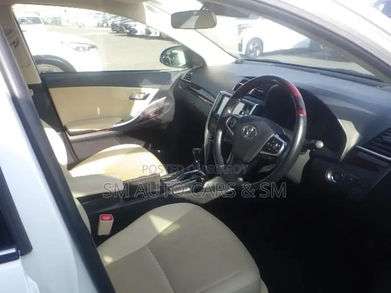 Toyota Premio FEX Pearl 4.5 Point 2021