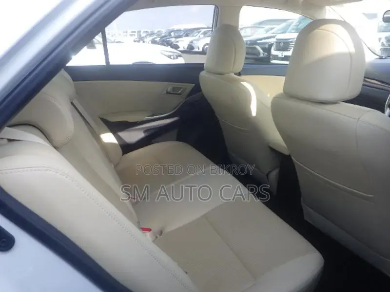 Toyota Premio FEX Pearl 4.5 Point 2021
