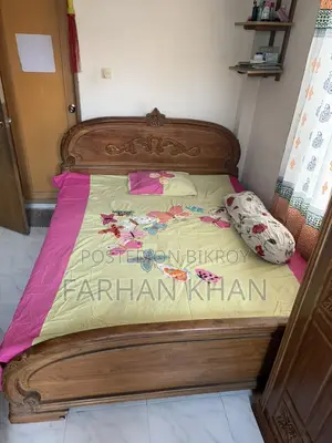Shegun wood king size bed